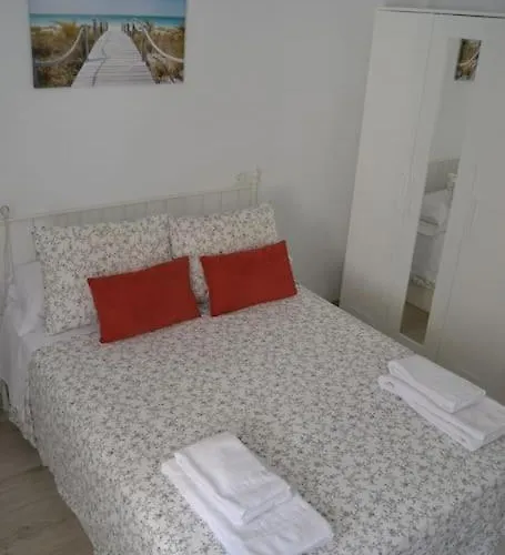 Cozy And Well Connected Apartamento